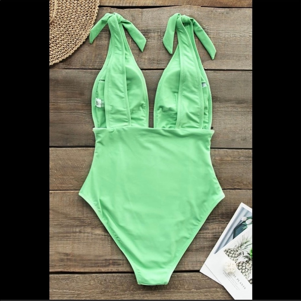 One piece swimsuit